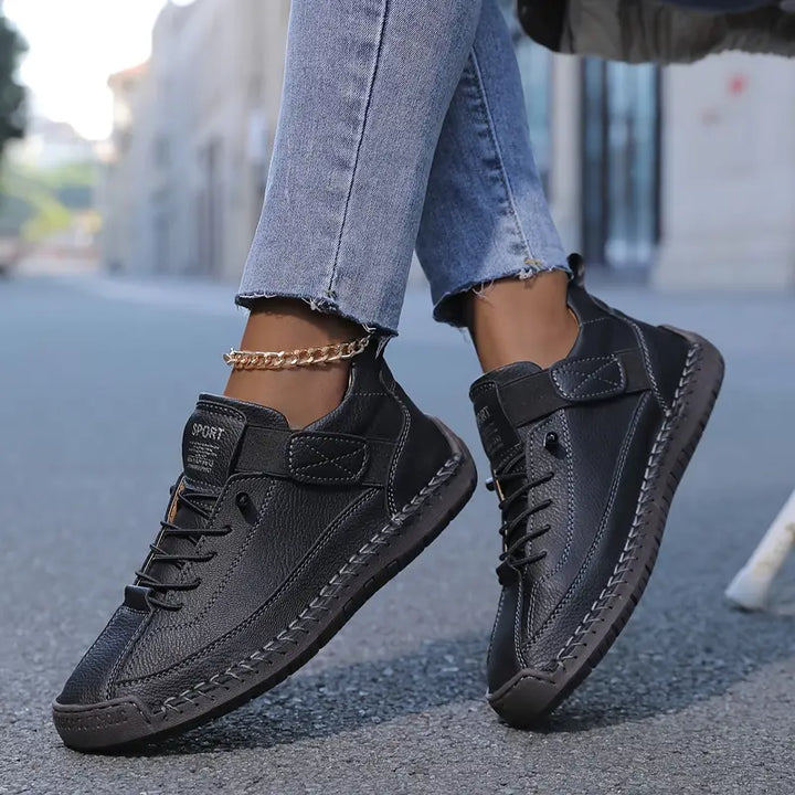 Saela | Orthopaedic Sneakers