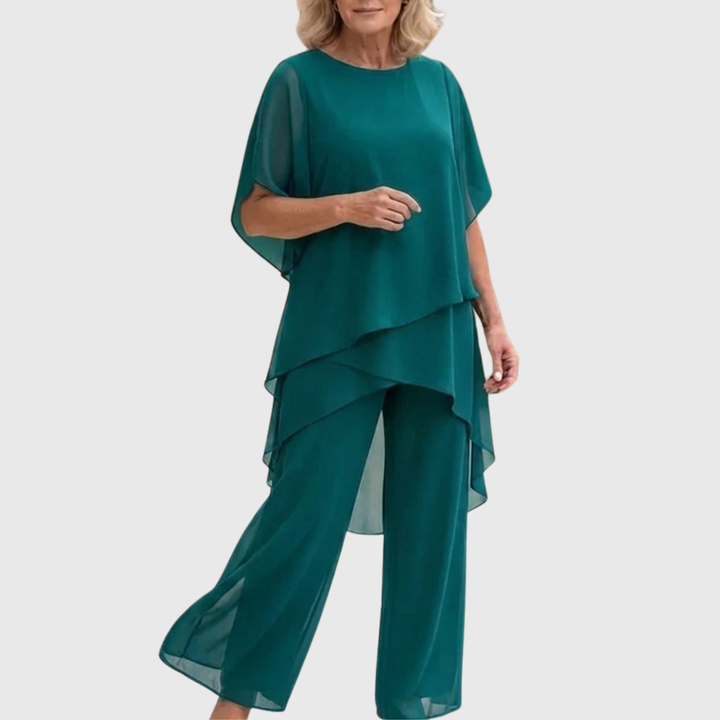 Linda | Outfit with Draped Palazzo Trousers