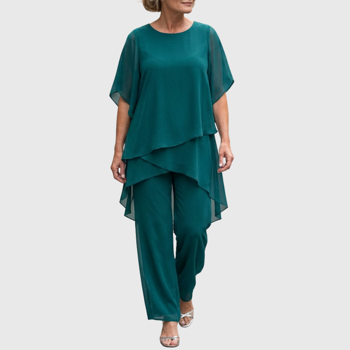 Linda | Outfit with Draped Palazzo Trousers