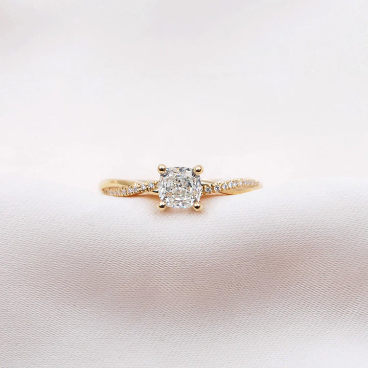 Ysmaryelle | 18k Gold Ring