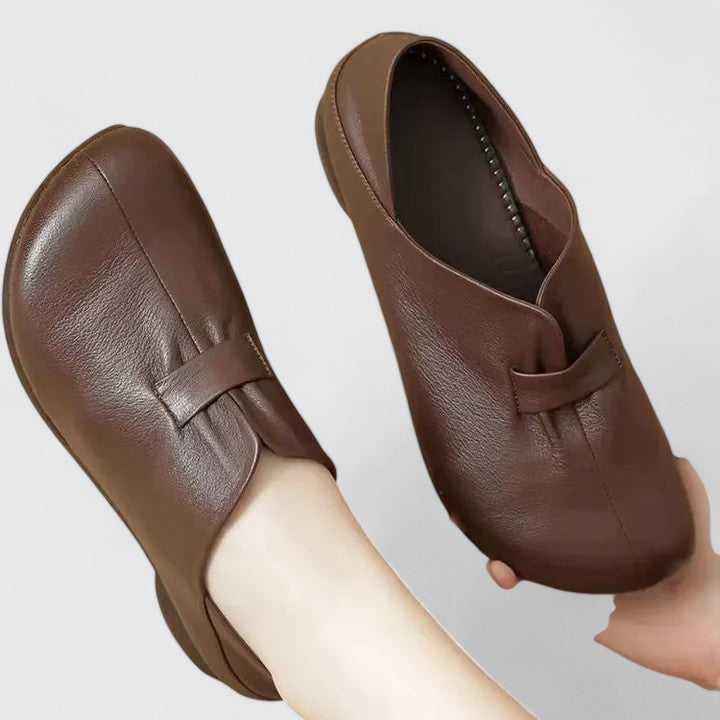 Elyndria | Orthopaedic Loafers