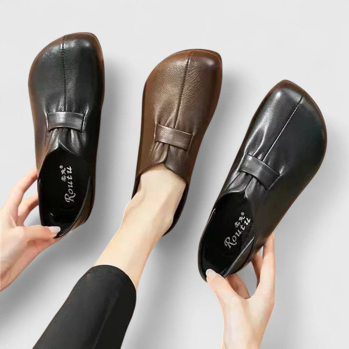 Elyndria | Orthopaedic Loafers