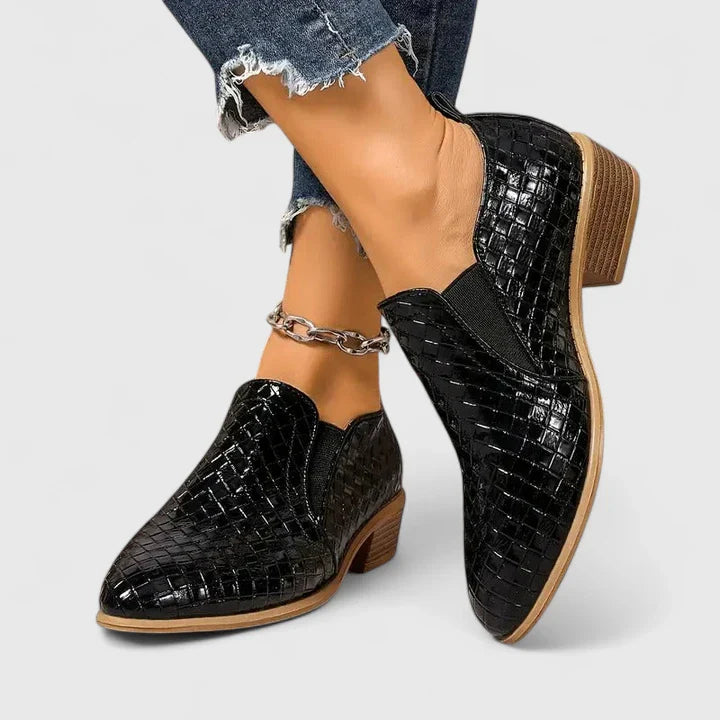 Violeandra | Orthopaedic Shoes